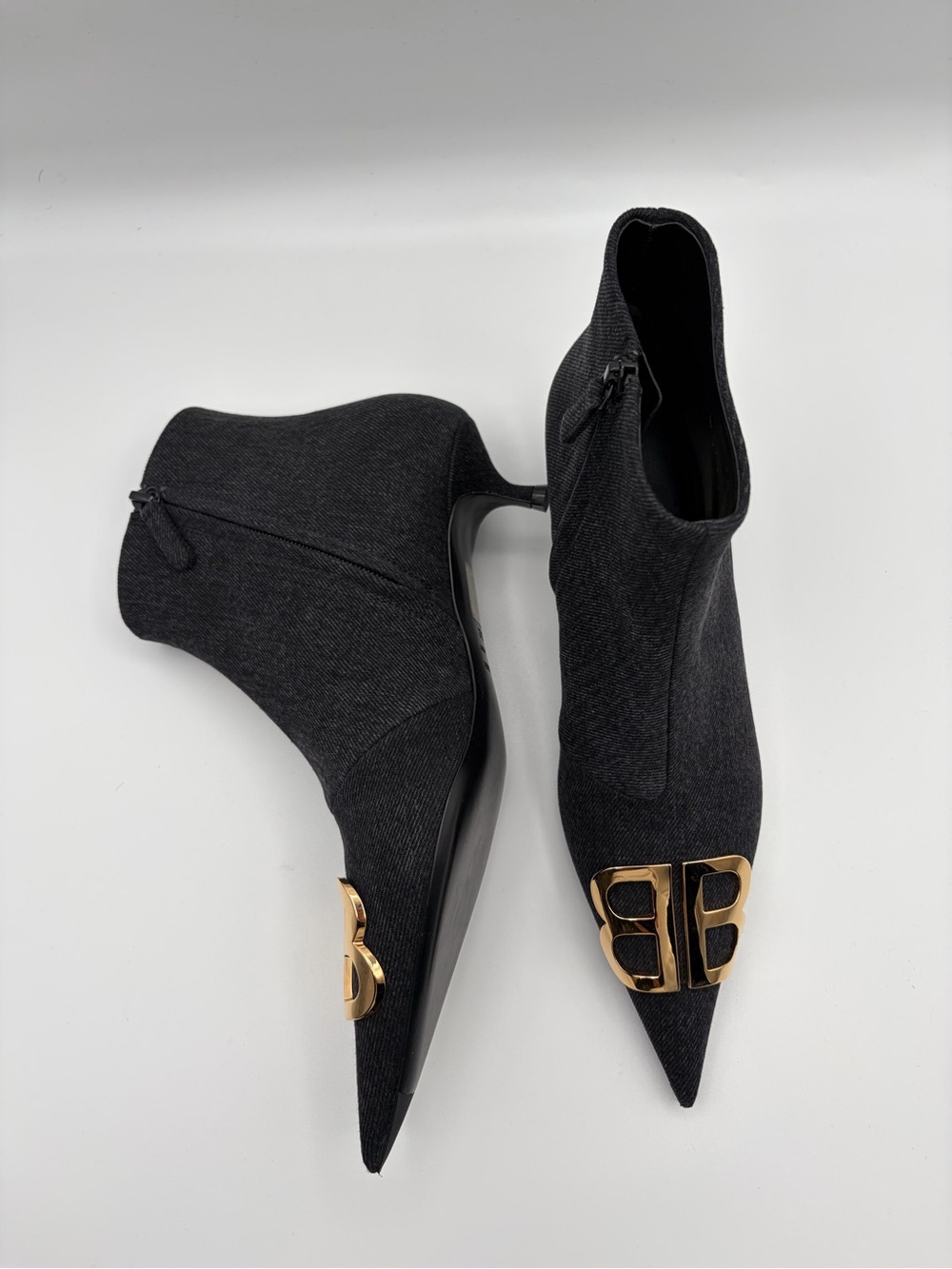 Balenciaga BB Logo Knife Ankle Boots Charcoal Wool Gold Hardware Pointed Toe EU - Picture 9 of 14